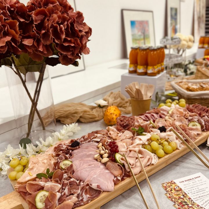 brunch the bubble shop